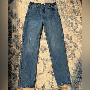 Abercrombie The 90s Straight Ultra High Rise Jean